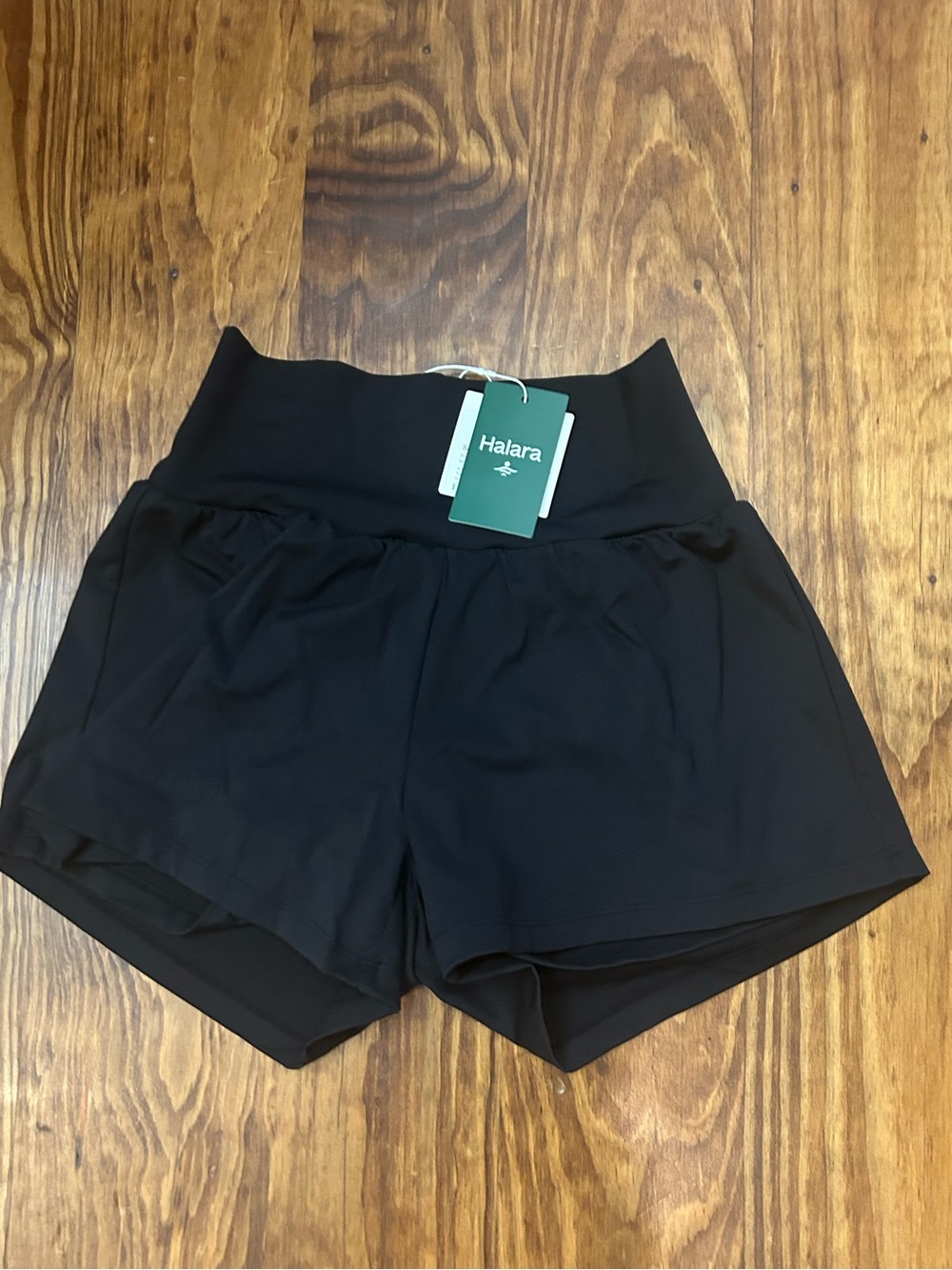 HALARA Black High-Waist Athletic Shorts with Wide Waistband